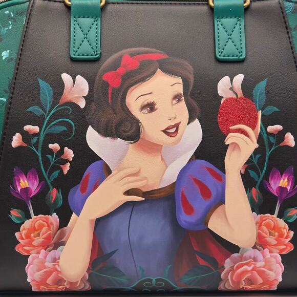 Loungefly Disney Snow White Floral Apple Green Black Crossbody Satchel Bag New - Picture 7 of 7